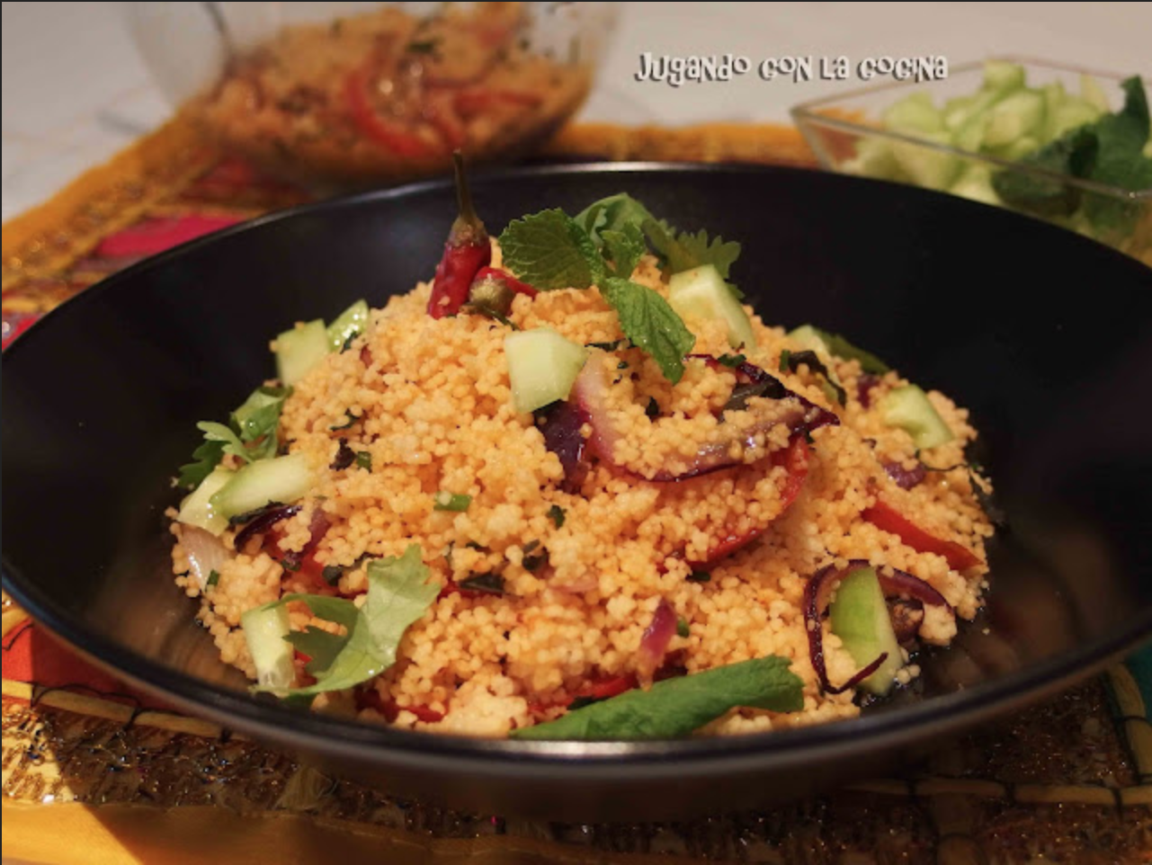 hamburguesas rústica con verduras a la parrilla y Cous Cous vegetal Kerryann's Turkish